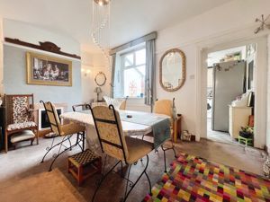 Dining Room - click for photo gallery